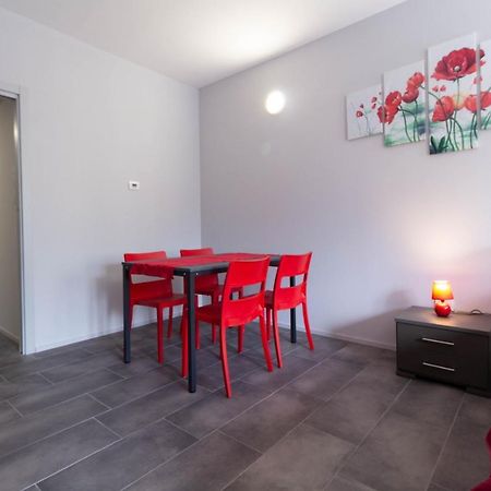 Appartamento Papavero - Affitti Brevi Italia Lecco Exteriör bild