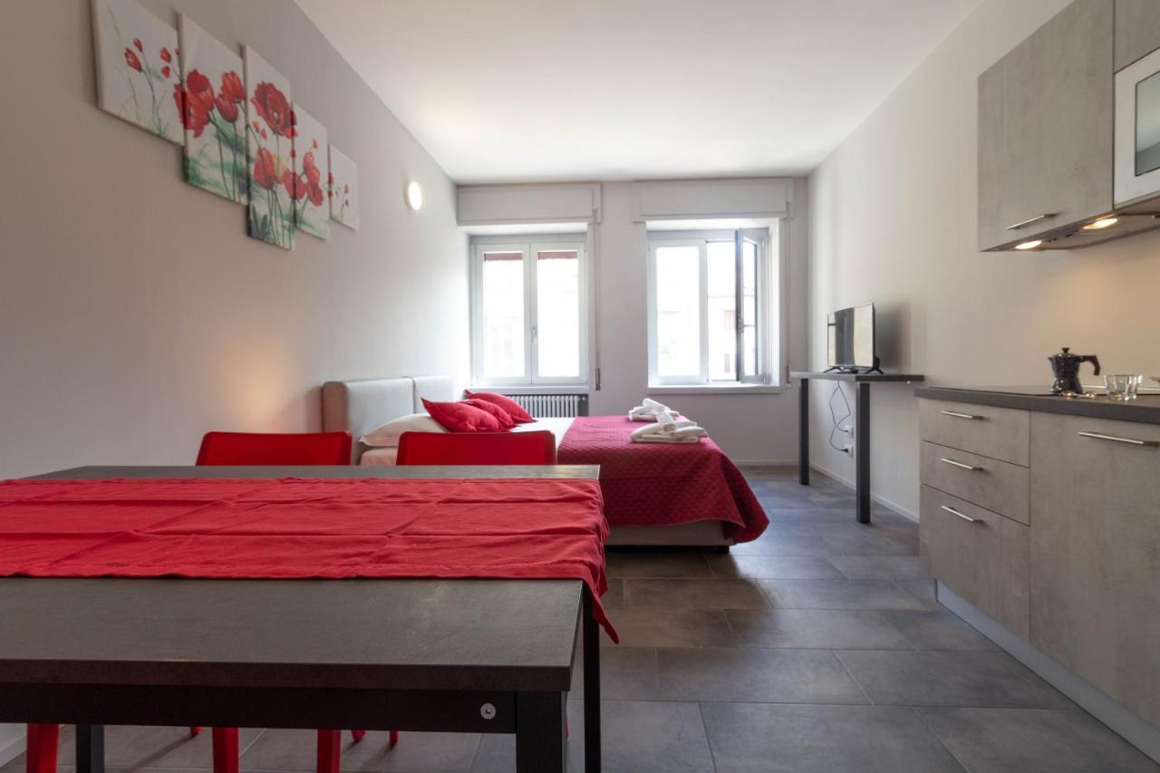 Appartamento Papavero - Affitti Brevi Italia Lecco Exteriör bild