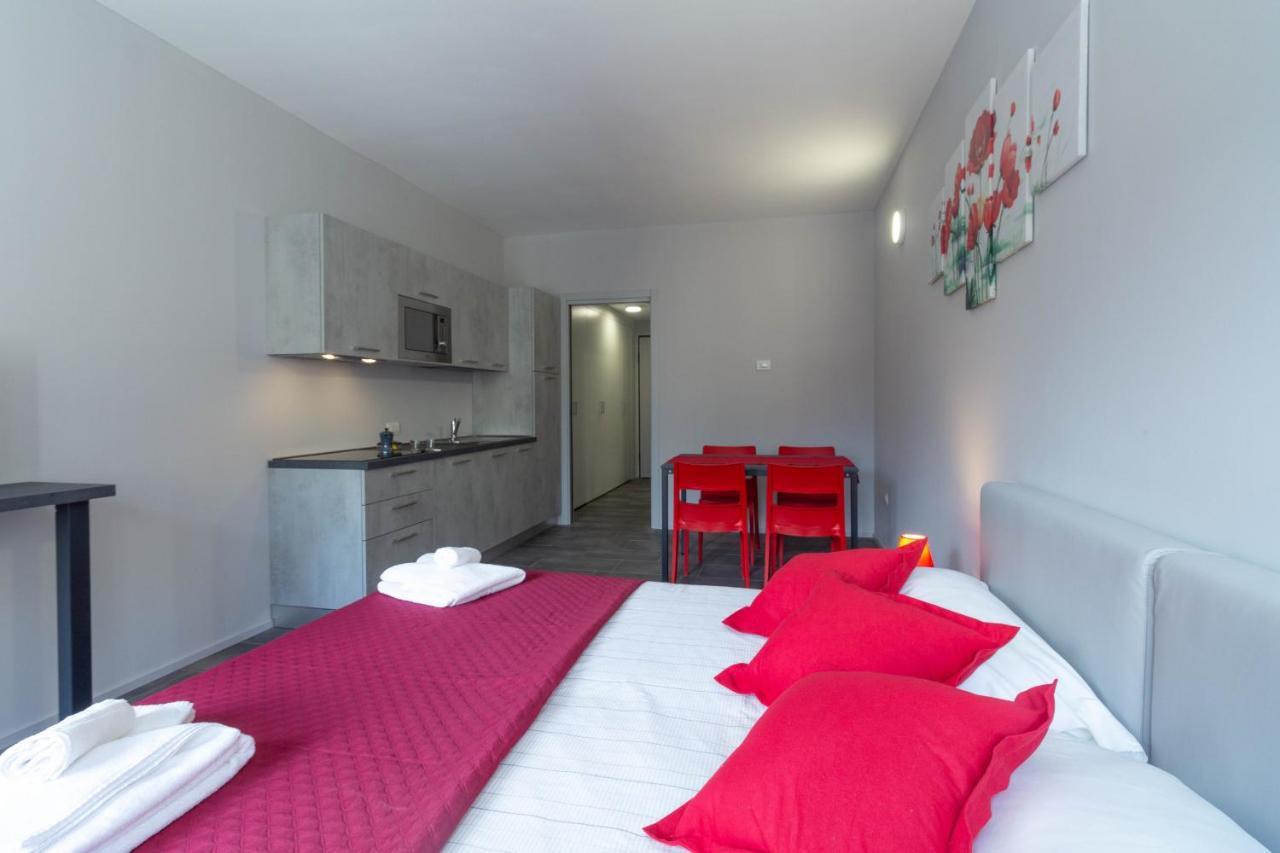 Appartamento Papavero - Affitti Brevi Italia Lecco Exteriör bild